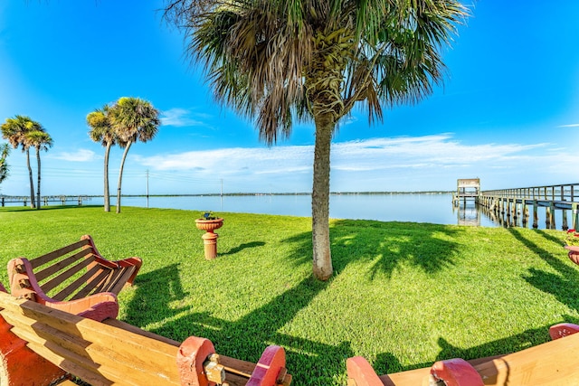 view of yard with a water view