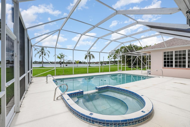 view of swimming pool with a lawn, a lanai, an in ground hot tub, and a patio