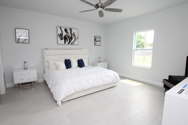 bedroom featuring ceiling fan