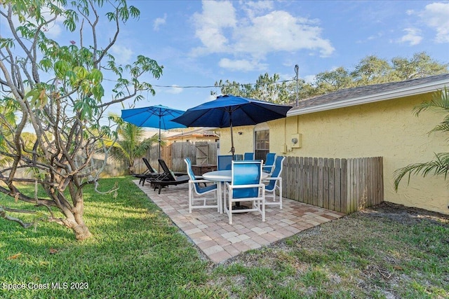 202 Monroe Ave, Cape Canaveral, FL 32920 - view of patio / terrace