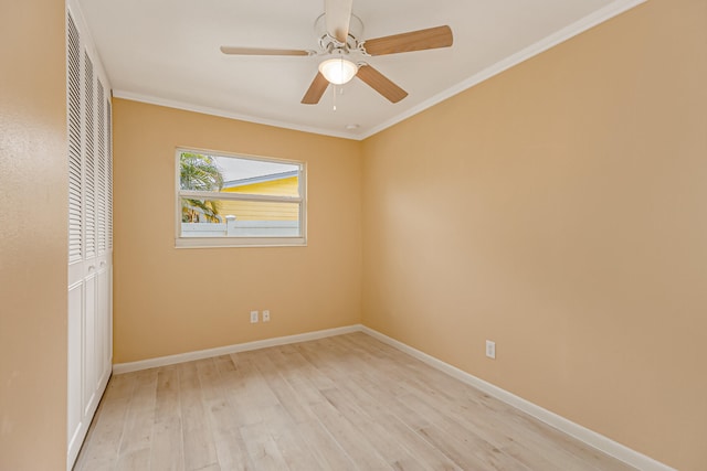 unfurnished bedroom with light hardwood / wood-style floors, crown molding, a closet, and ceiling fan