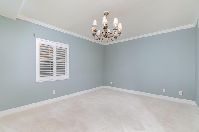 empty room featuring baseboards, light carpet, a chandelier, and ornamental molding