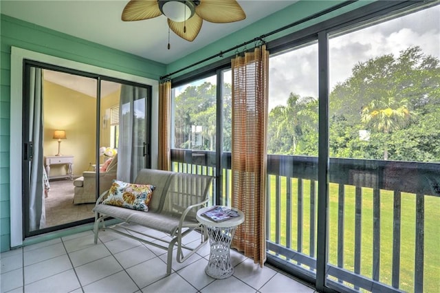 9635 Riverside Dr Unit 3, Sebastian, FL 32958 - sunroom featuring ceiling fan