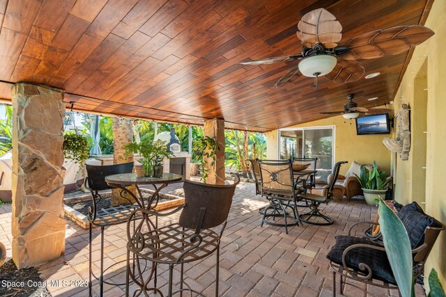 view of patio / terrace with ceiling fan