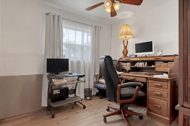 office area featuring light hardwood / wood-style floors and ceiling fan