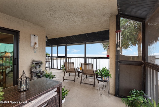 view of sunroom / solarium