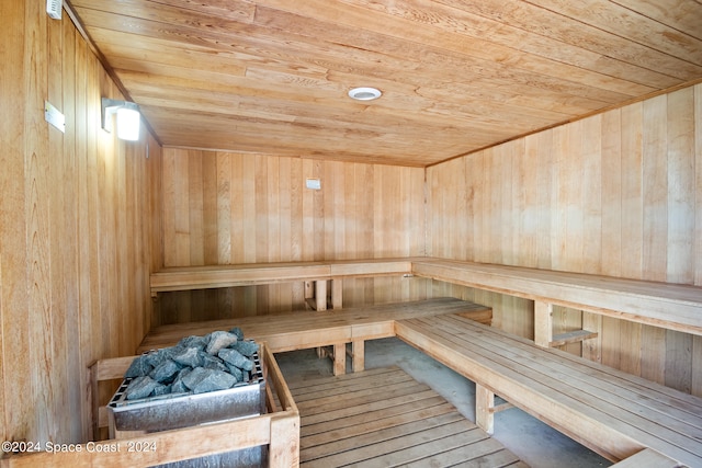 view of sauna featuring hardwood / wood-style flooring