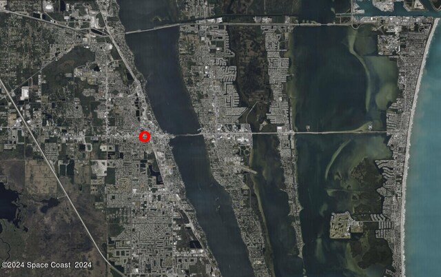 585 W King St, Cocoa, FL 32922