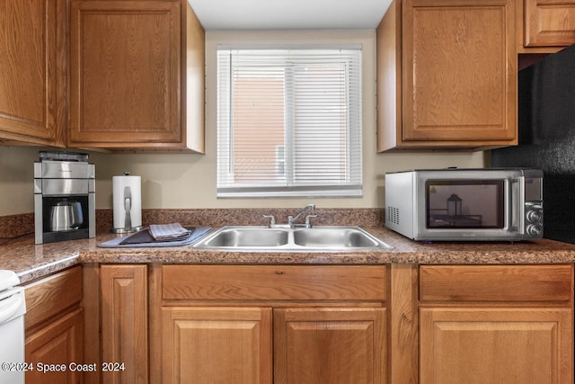 kitchen featuring sink