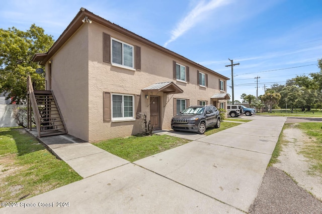 view of townhome / multi-family property