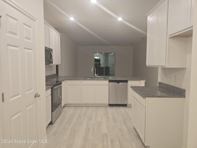 450 Di Lido St NE, Palm Bay, FL 32907 - photo 2
