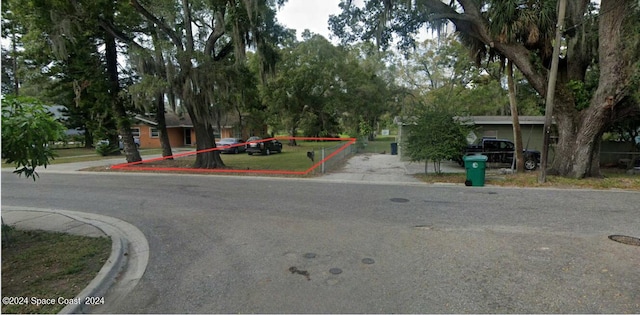 Listing photo 3 for 302 12th St W, Palmetto FL 34221