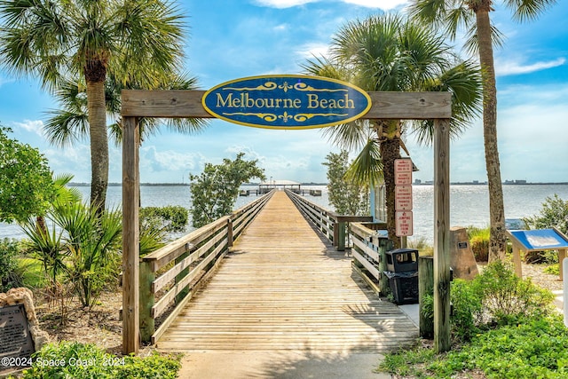 view of home's community featuring a water view