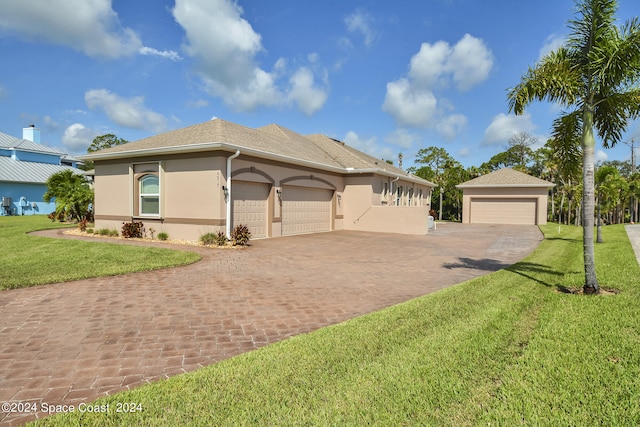 view of front of house with a front yard