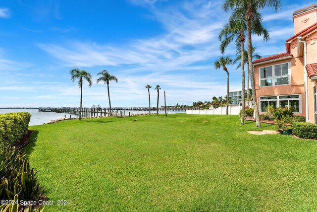 view of yard featuring a water view