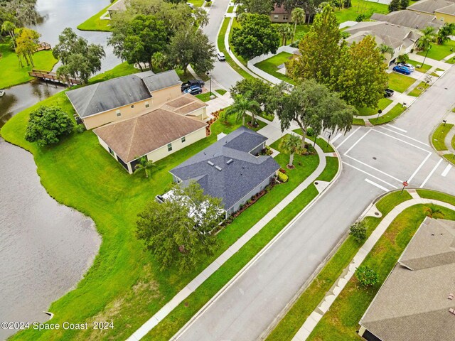 bird's eye view featuring a water view