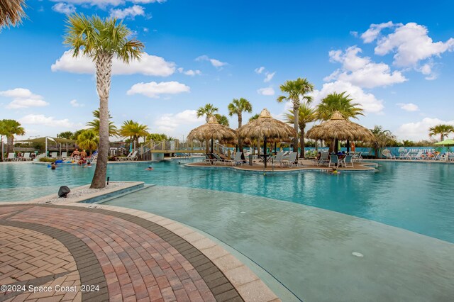 view of swimming pool featuring a patio