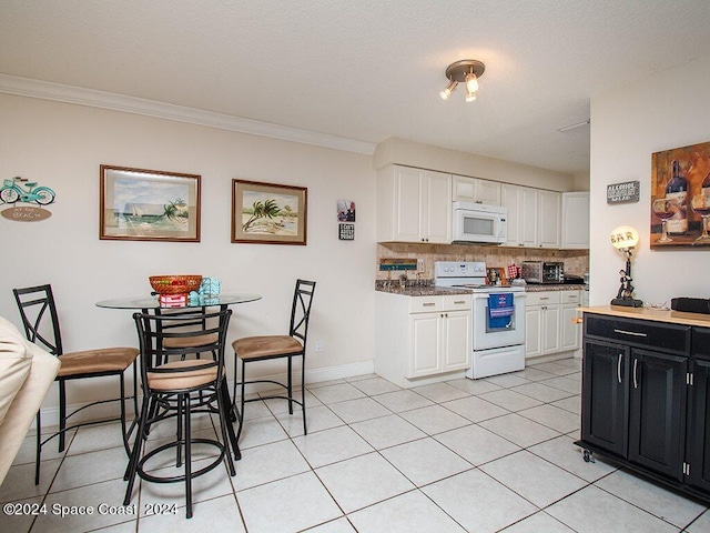 2601 Sand Trap Ln Unit 9E, Melbourne, FL 32935 - photo 3