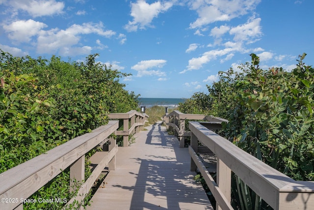 view of property's community featuring a water view