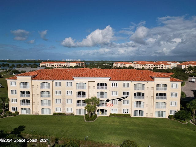 view of building exterior