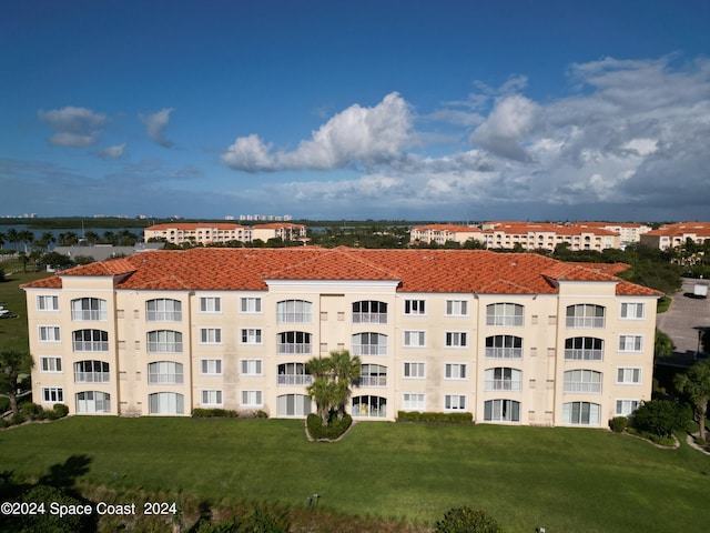 view of building exterior