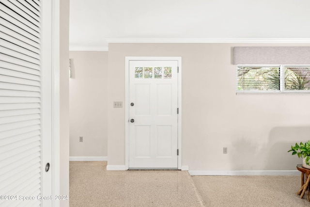 foyer with crown molding