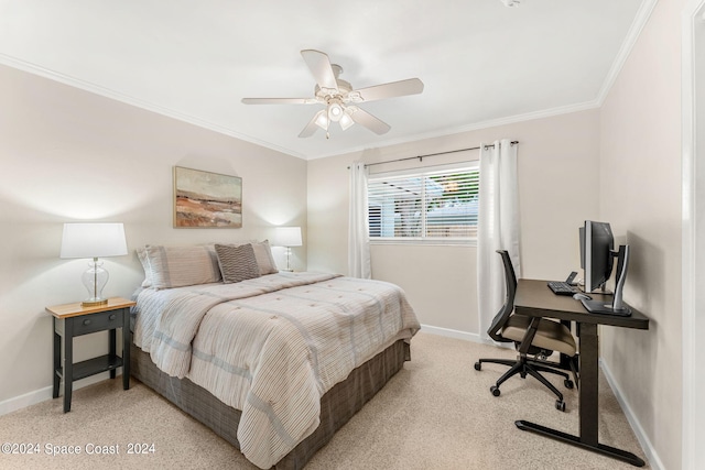 bedroom with light carpet, crown molding, and ceiling fan