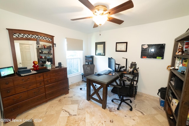 office featuring ceiling fan