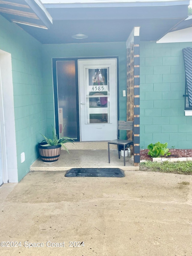 view of doorway to property