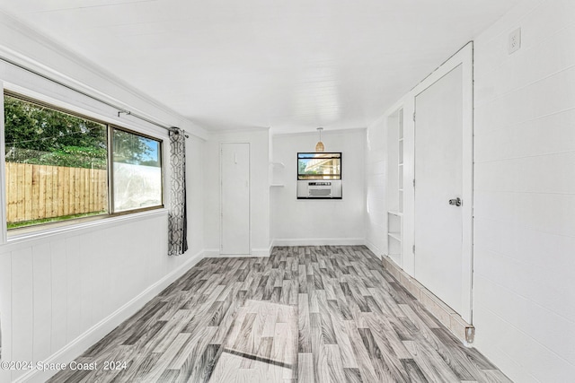 empty room featuring light hardwood / wood-style flooring