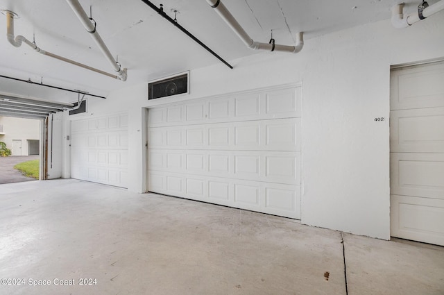 8931 Lake Dr Unit 401, Cape Canaveral, FL 32920 - view of garage