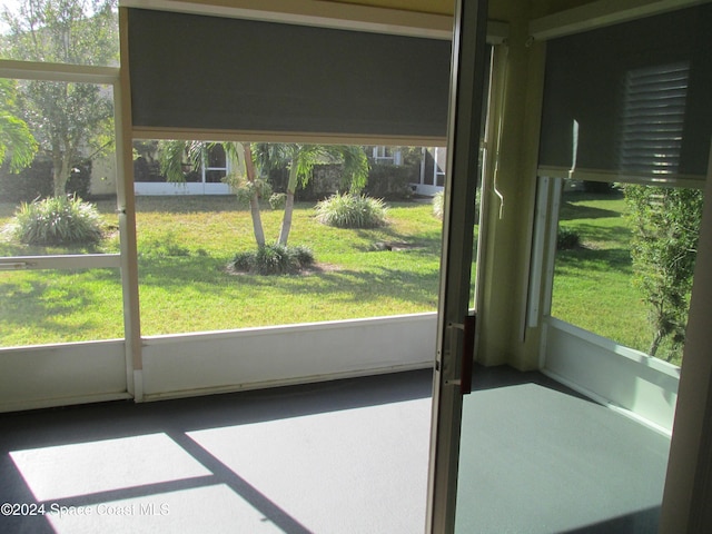 view of sunroom / solarium