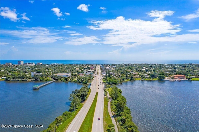 bird's eye view featuring a water view