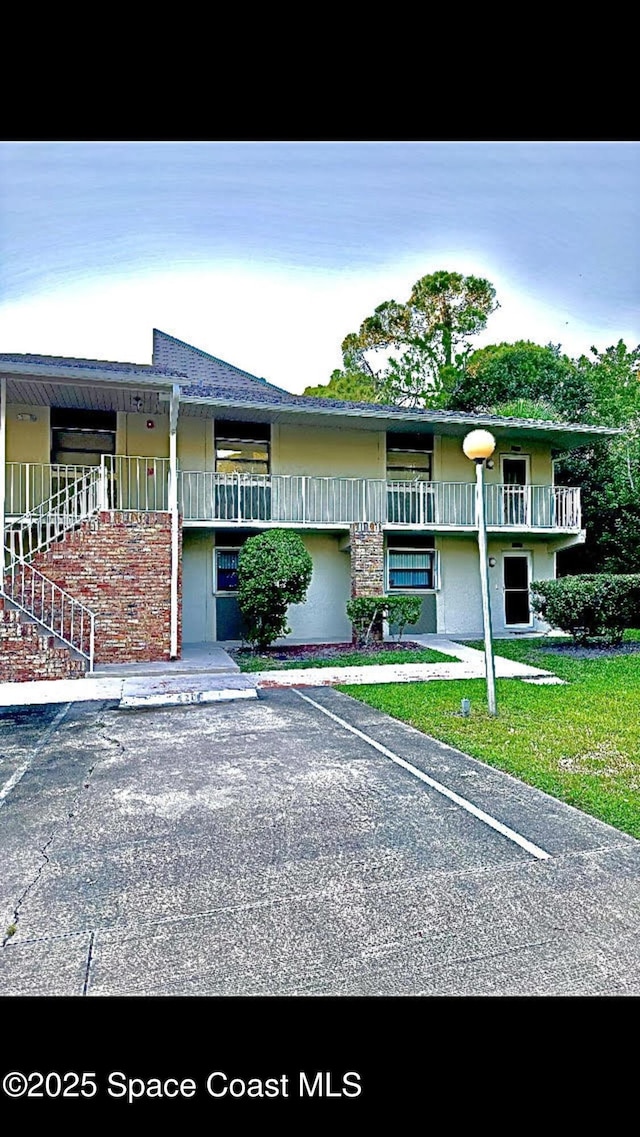 view of building exterior