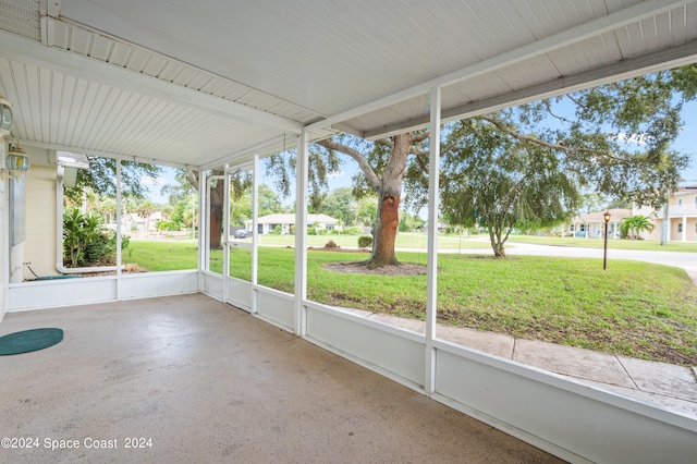 view of unfurnished sunroom