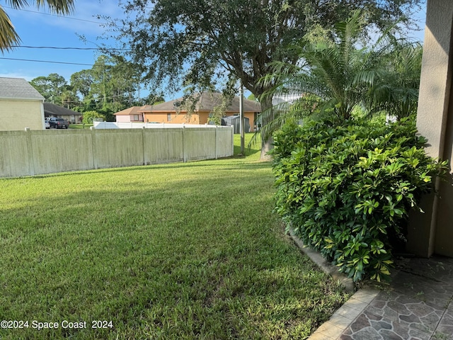 1870 Parrsboro St NW, Palm Bay, FL 32907 - view of yard featuring fence