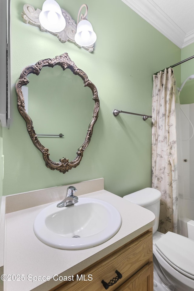 1870 Parrsboro St NW, Palm Bay, FL 32907 - bathroom with crown molding, vanity, and shower / tub combo