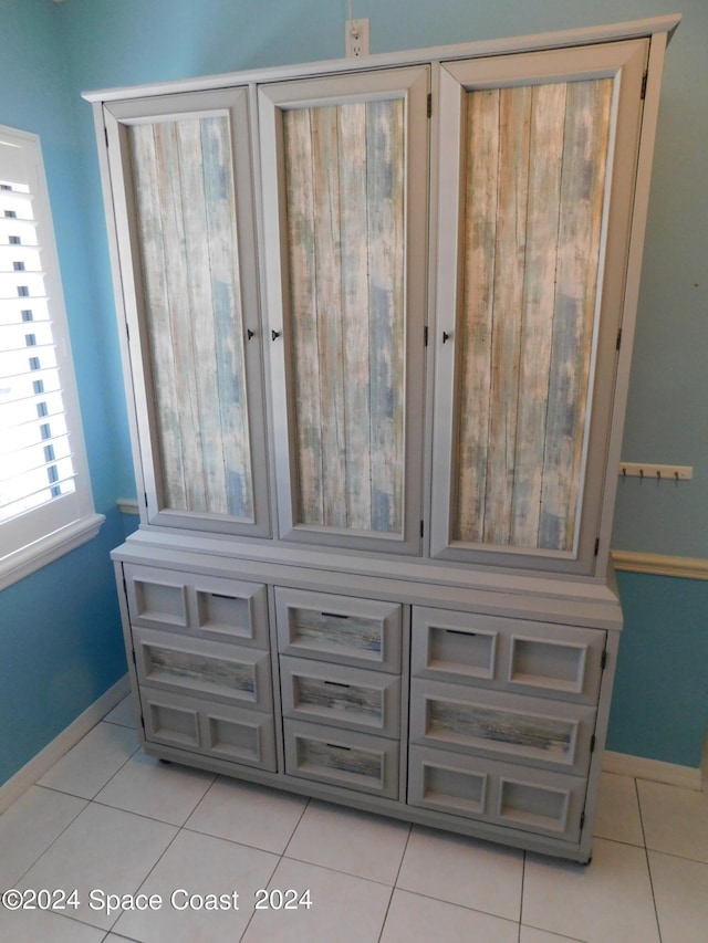 interior details featuring baseboards