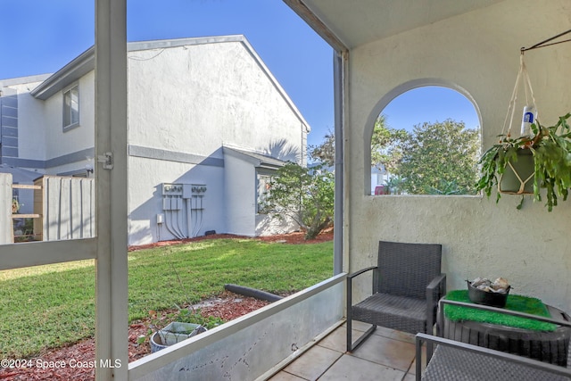 view of sunroom / solarium