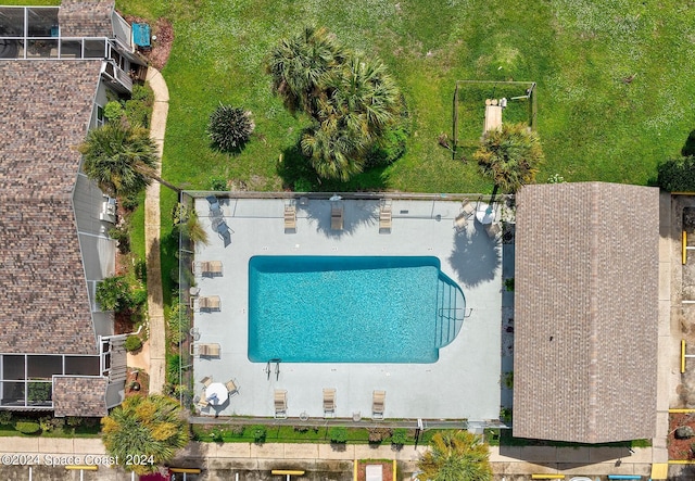 birds eye view of property