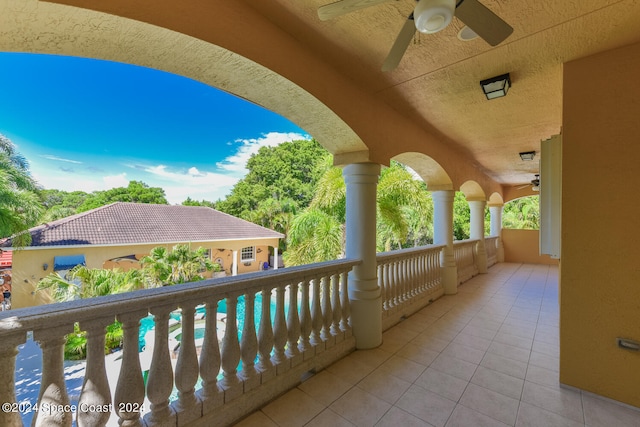 balcony with ceiling fan