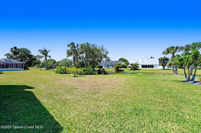 818 Spanish Wells Dr, Melbourne, FL 32940 - view of yard