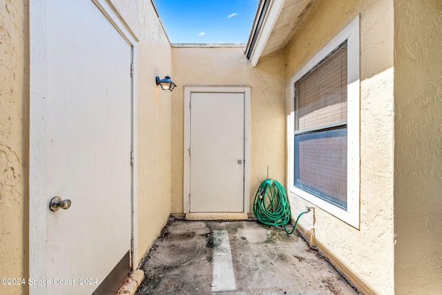 view of entrance to property