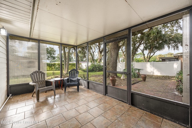 view of sunroom / solarium