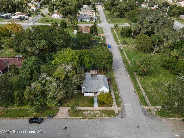 Listing photo 3 for 702 Palmetto St, Titusville FL 32796