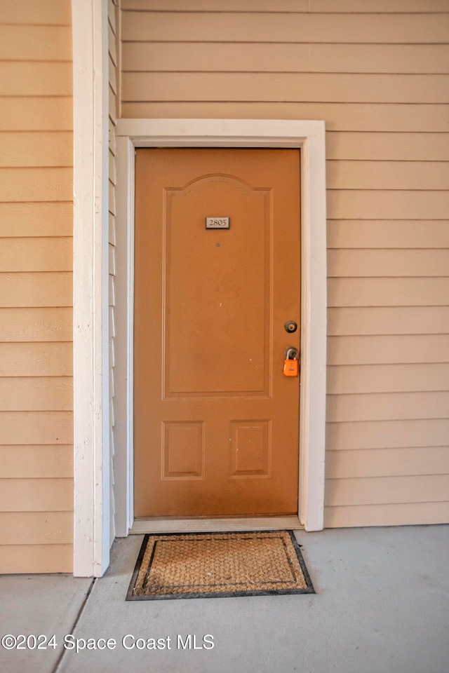 view of entrance to property