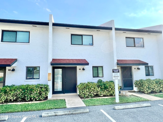 view of townhome / multi-family property