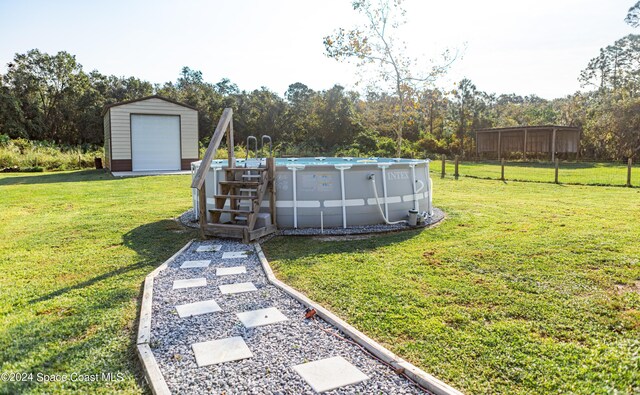 view of yard featuring a storage unit