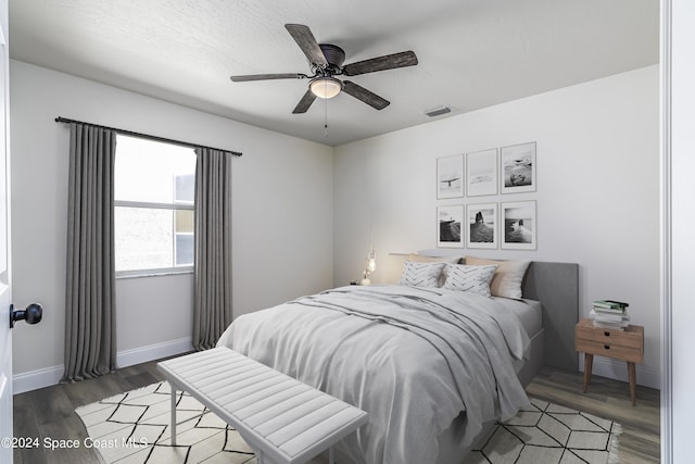480 Prestwick Ct, Melbourne, FL 32940 - bedroom featuring a ceiling fan, baseboards, visible vents, and wood finished floors