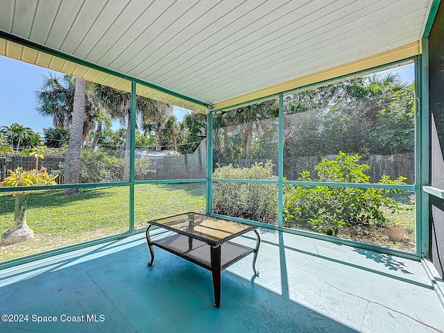 view of sunroom / solarium